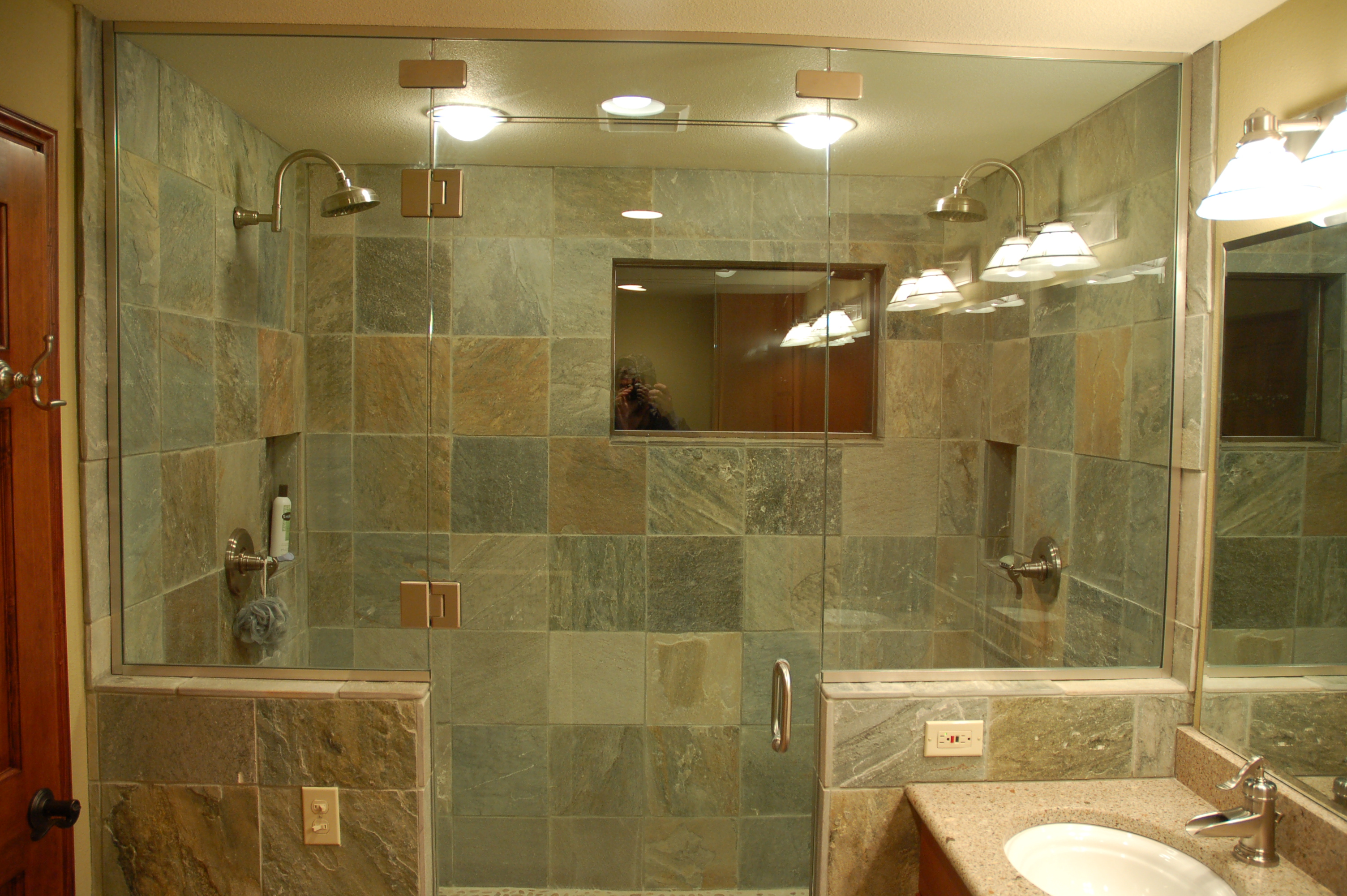 Slate Bathroom Tile Benefits, Bathroom Slate Tiles 