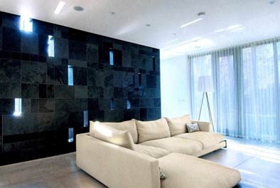 Interior Landscaping with Slate Tiles Wall